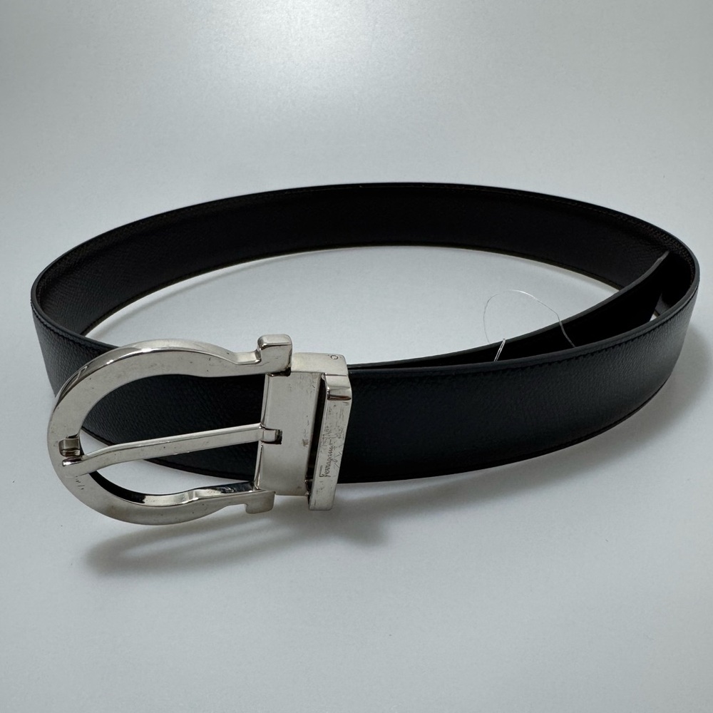 Ferragamo Gancini Buckle Adjustable Reversible Belt Size 32